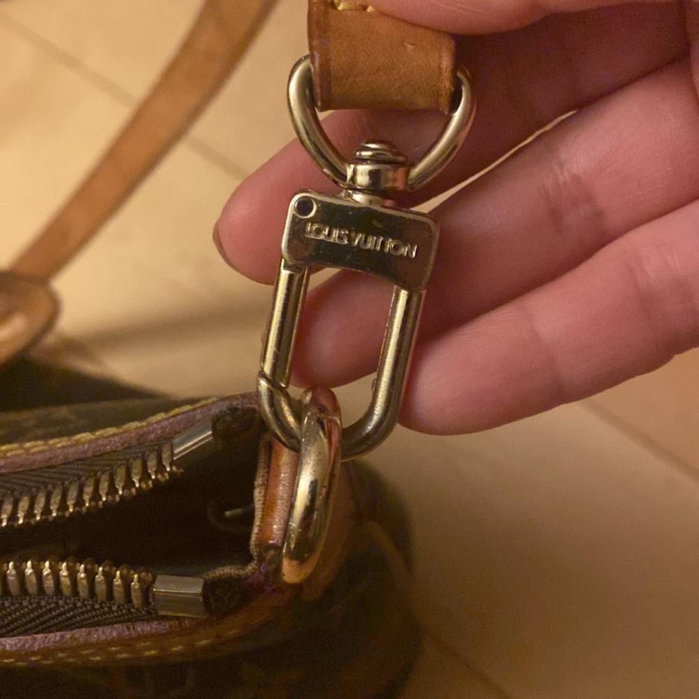Authentic LV - Picture 8 of 9